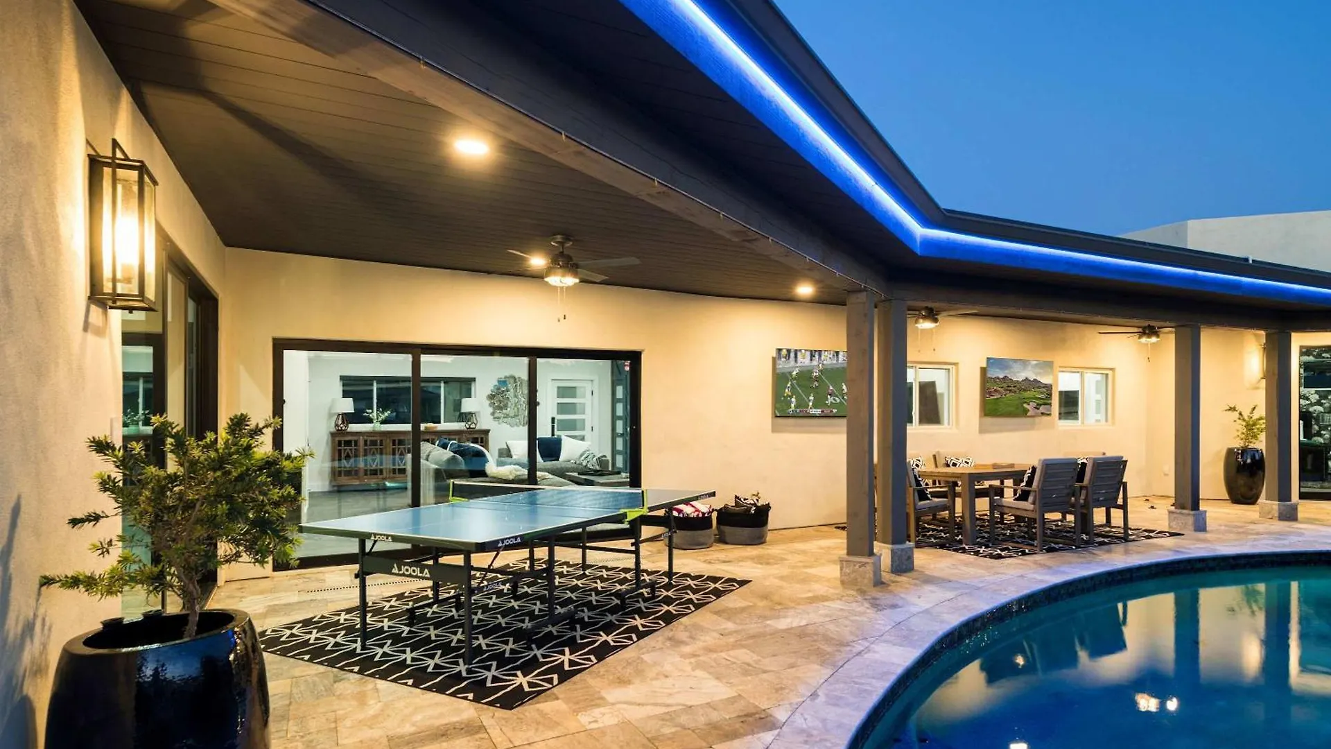 75th Place Home - Luxe Pool Spa Walk to Old Town Scottsdale 0*,  United States