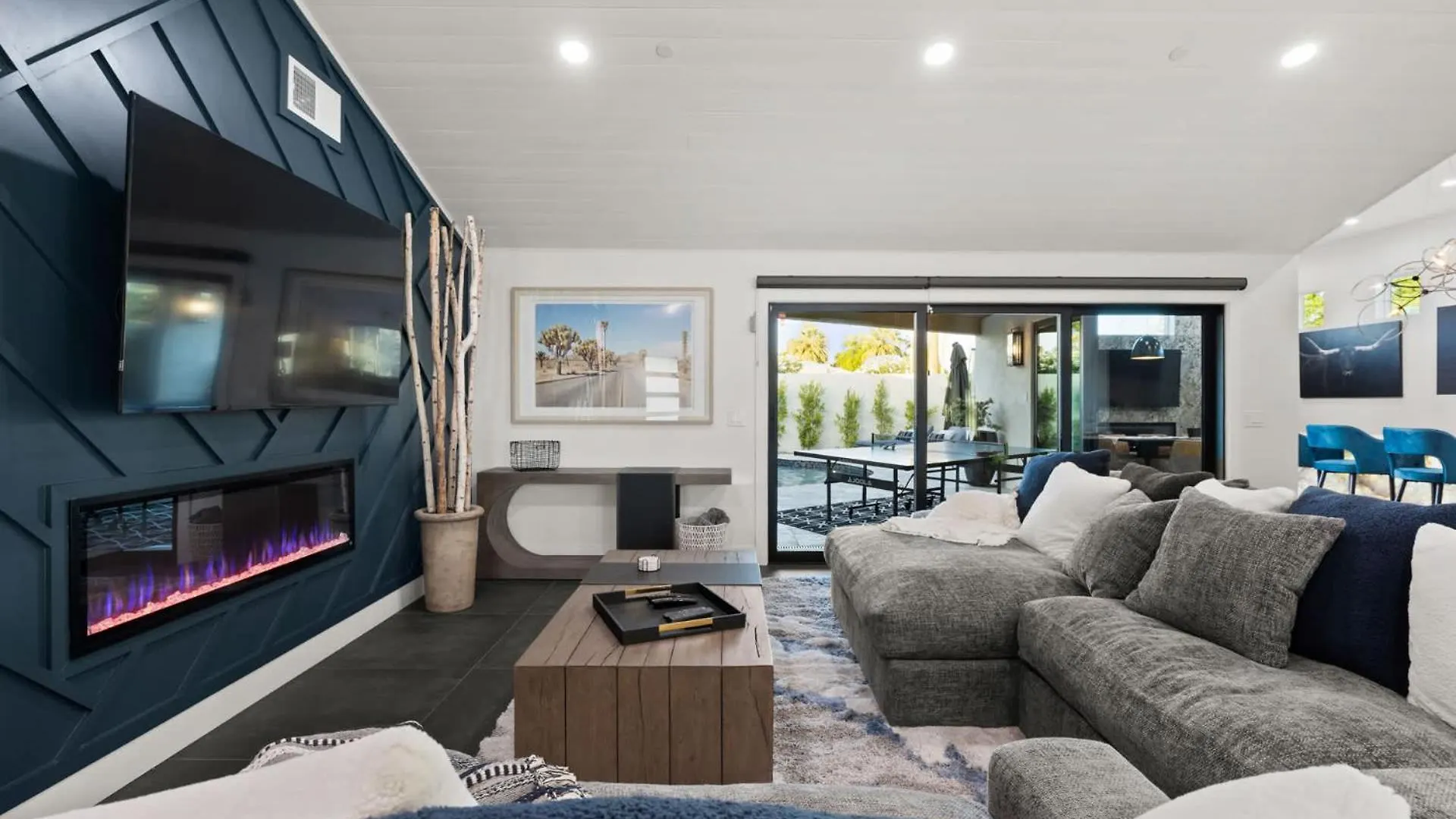 75th Place Home - Luxe Pool Spa Walk to Old Town Scottsdale