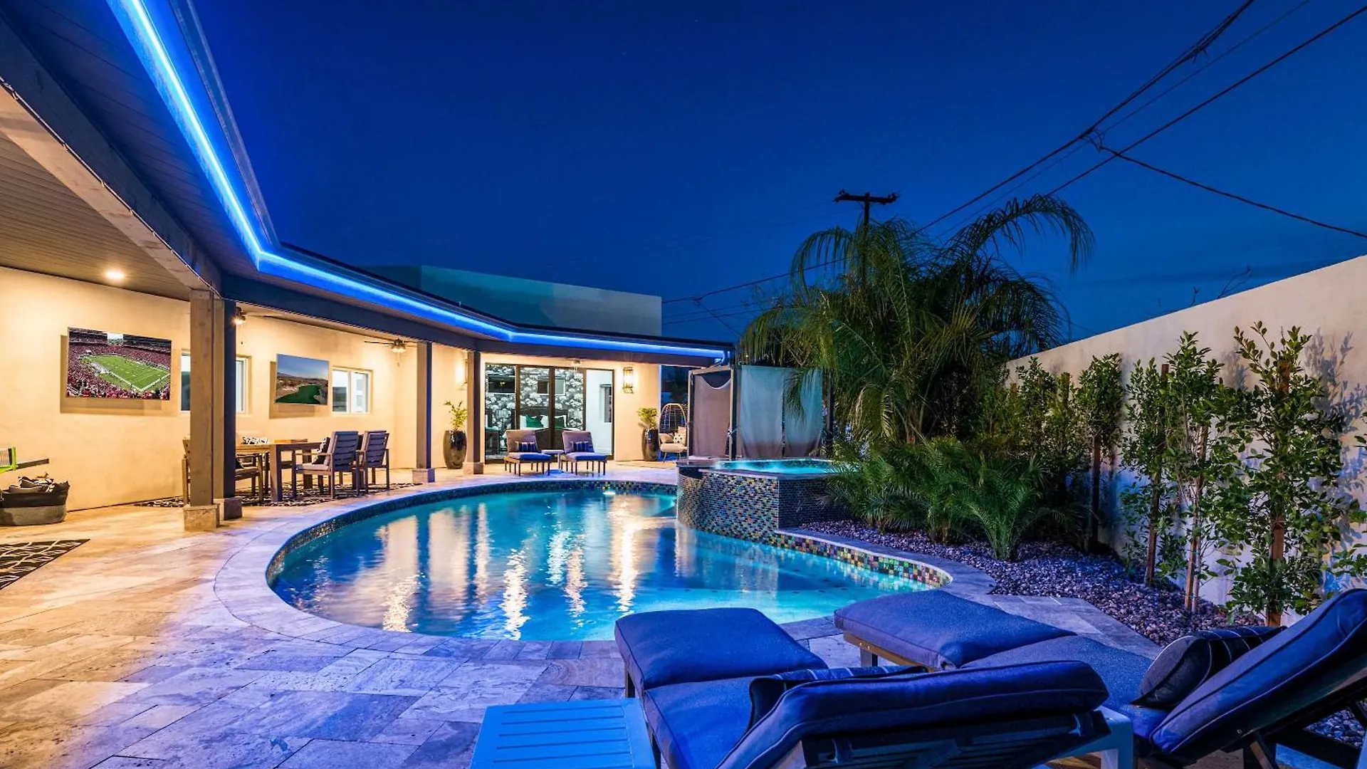 Holiday home 75th Place Home - Luxe Pool Spa Walk to Old Town Scottsdale